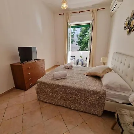 Apartment Vatican Shelter