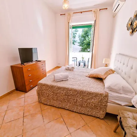 Apartment Vatican Shelter *